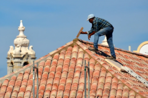 Signs Your Roof Needs Replacement