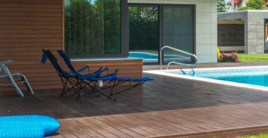 Tips for Applying a Deck Stain